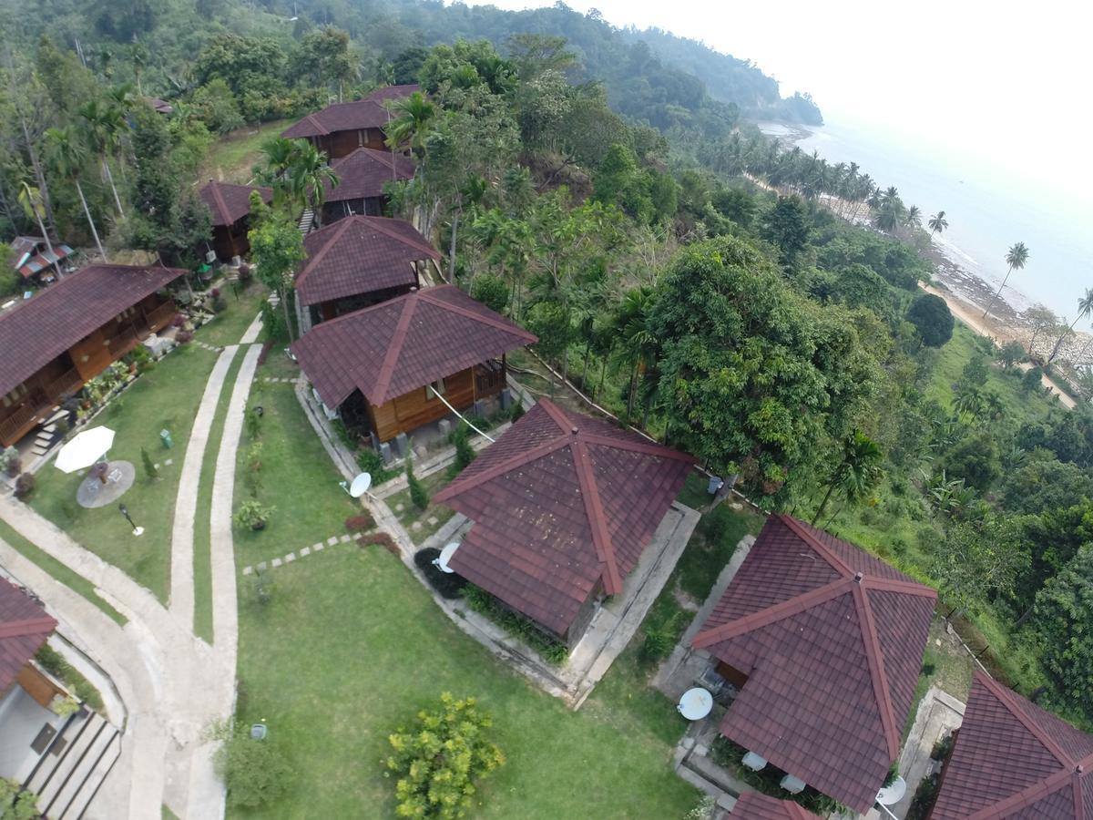 Langkisau Resort Hotel & Restaurant Padang  Extérieur photo