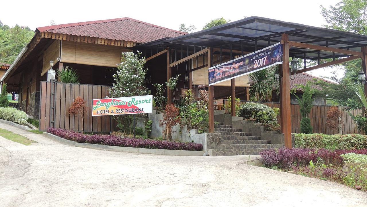 Langkisau Resort Hotel & Restaurant Padang  Extérieur photo